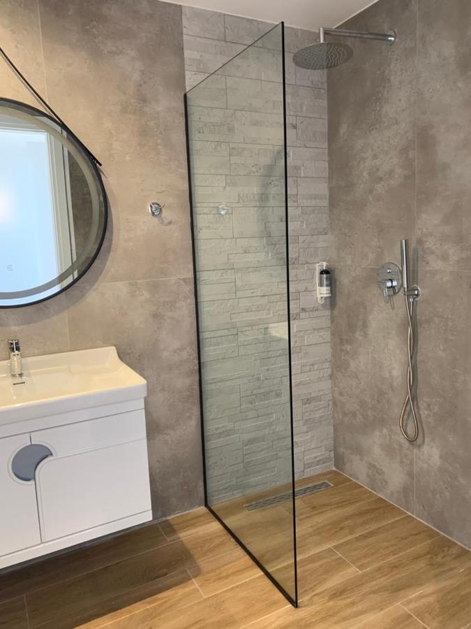Hotel Platon Саранде Екстериор снимка