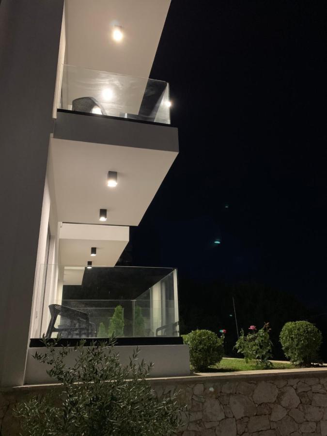 Hotel Platon Саранде Екстериор снимка