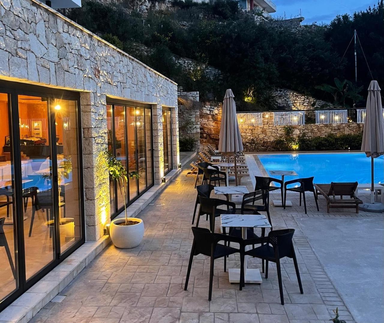 Hotel Platon Саранде Екстериор снимка